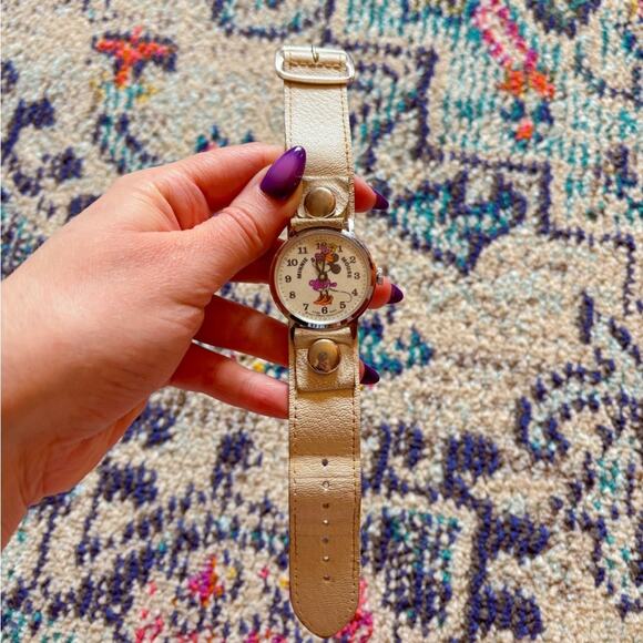 Vintage Bradley Swiss Made Minnie Mouse Watch – Cream Leather Band ? main image 5